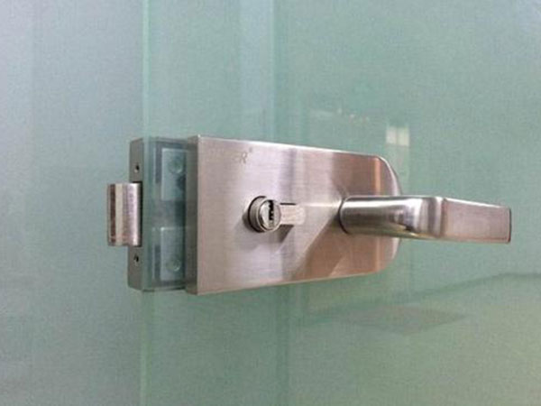 撫州汽車開鎖（開車鎖配汽車鑰匙）