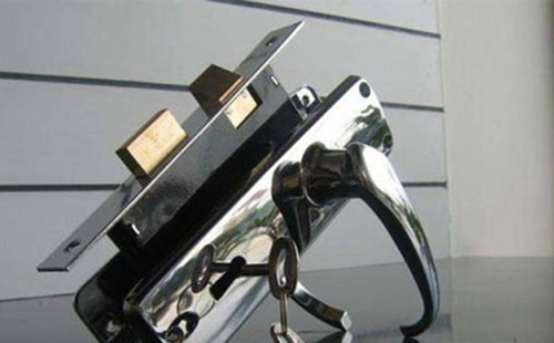 萊州開汽車鎖電話（專業(yè)開鎖公司電話）